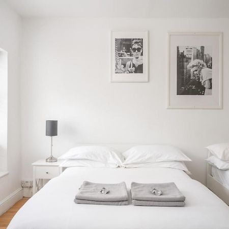 Soho & Covent Garden Apartment, Sleeps 3 Лондон Екстериор снимка
