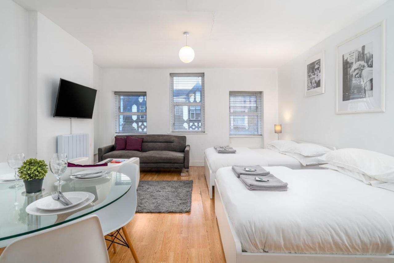 Soho & Covent Garden Apartment, Sleeps 3 Лондон Екстериор снимка