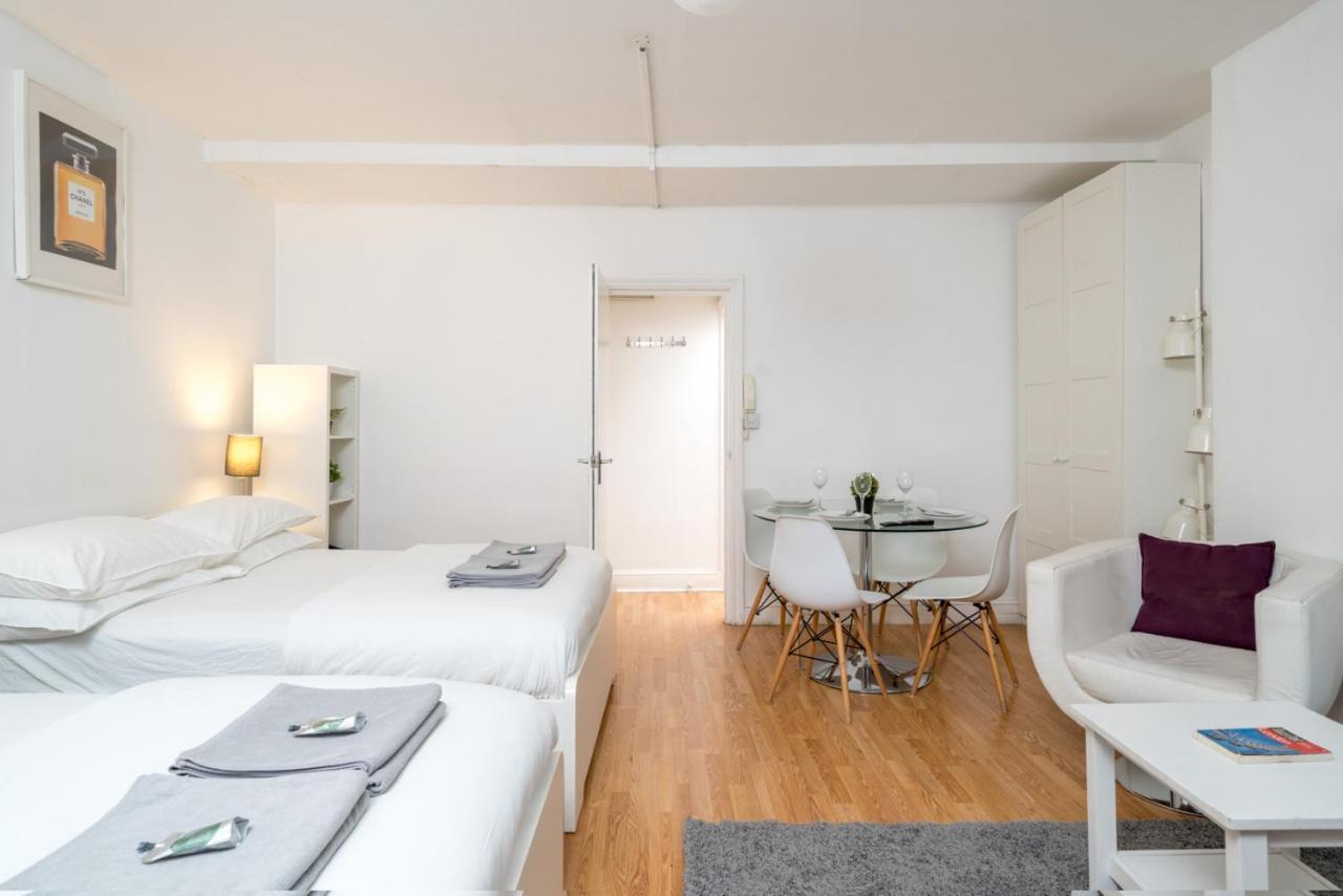 Soho & Covent Garden Apartment, Sleeps 3 Лондон Екстериор снимка